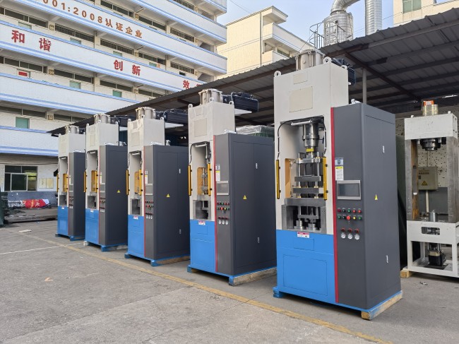 硬質(zhì)合金、電子陶瓷、磁性材料粉末成型伺服壓機(jī)